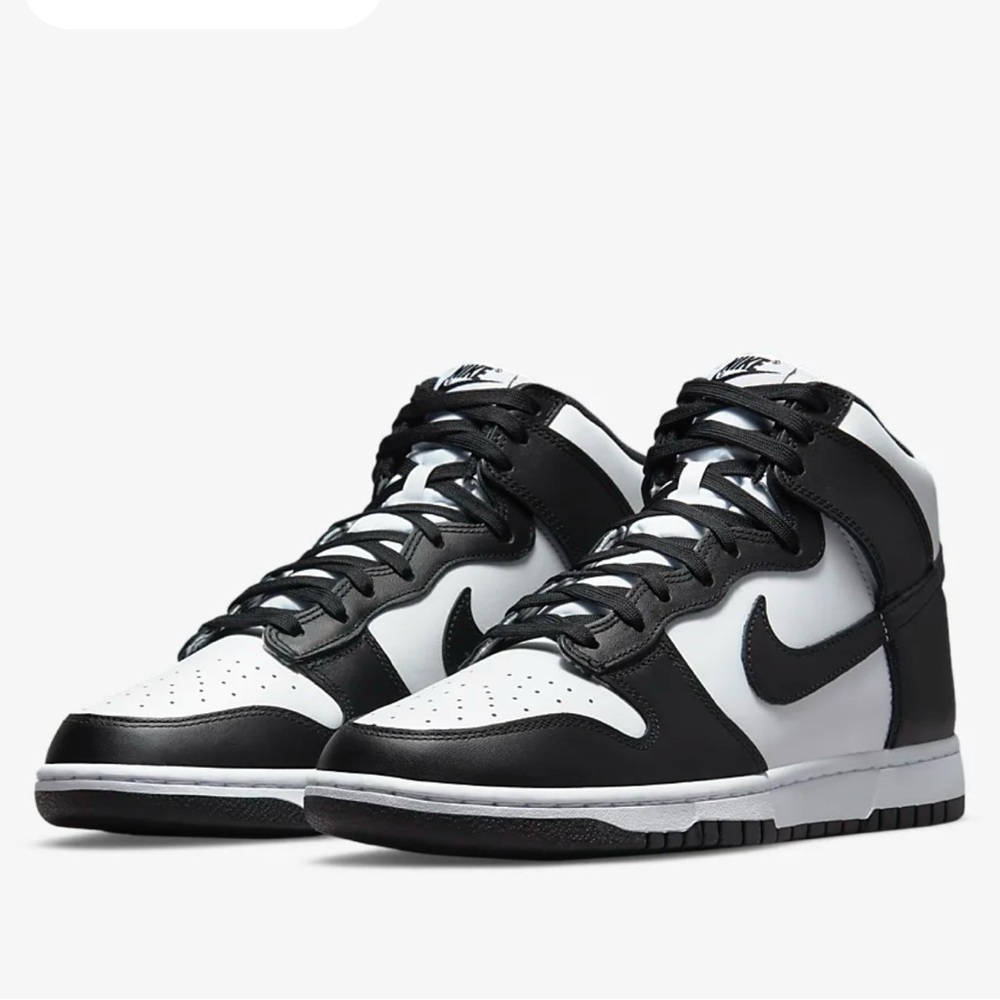 Nike Dunk High
Panda Black White
